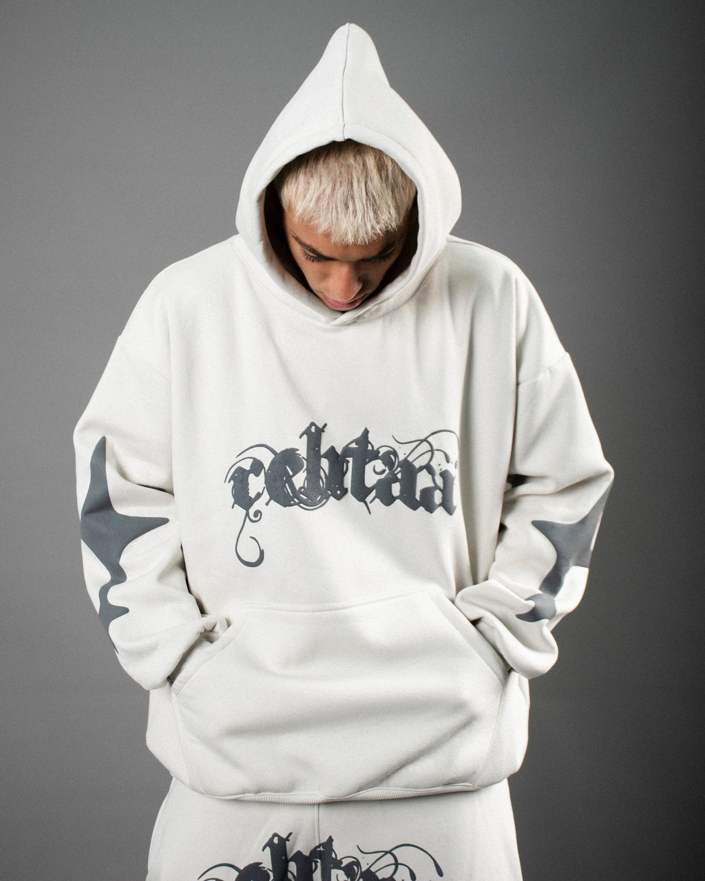 Rehlaa off white hoodie